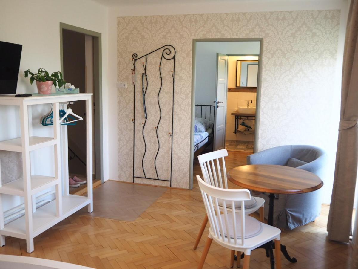 U Vaclava Apartment Knezeves  Luaran gambar